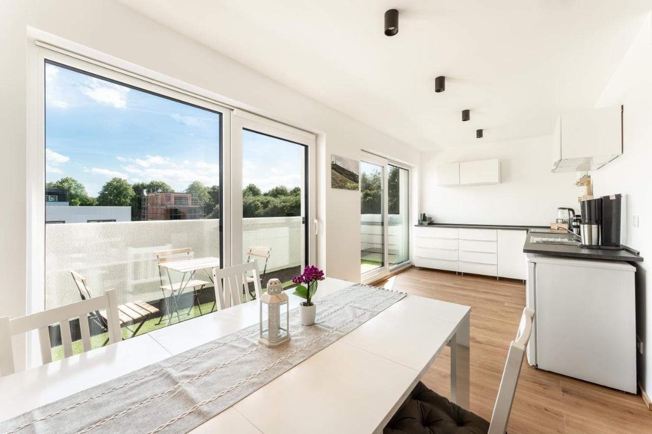 Gemuetliches Und Lichtdurchflutetes Penthouse Mit Sternenhimmelblick, Boxspringbett Und Terrasse - Gute Anbindung An Die Innenstadt Kassel Exterior foto